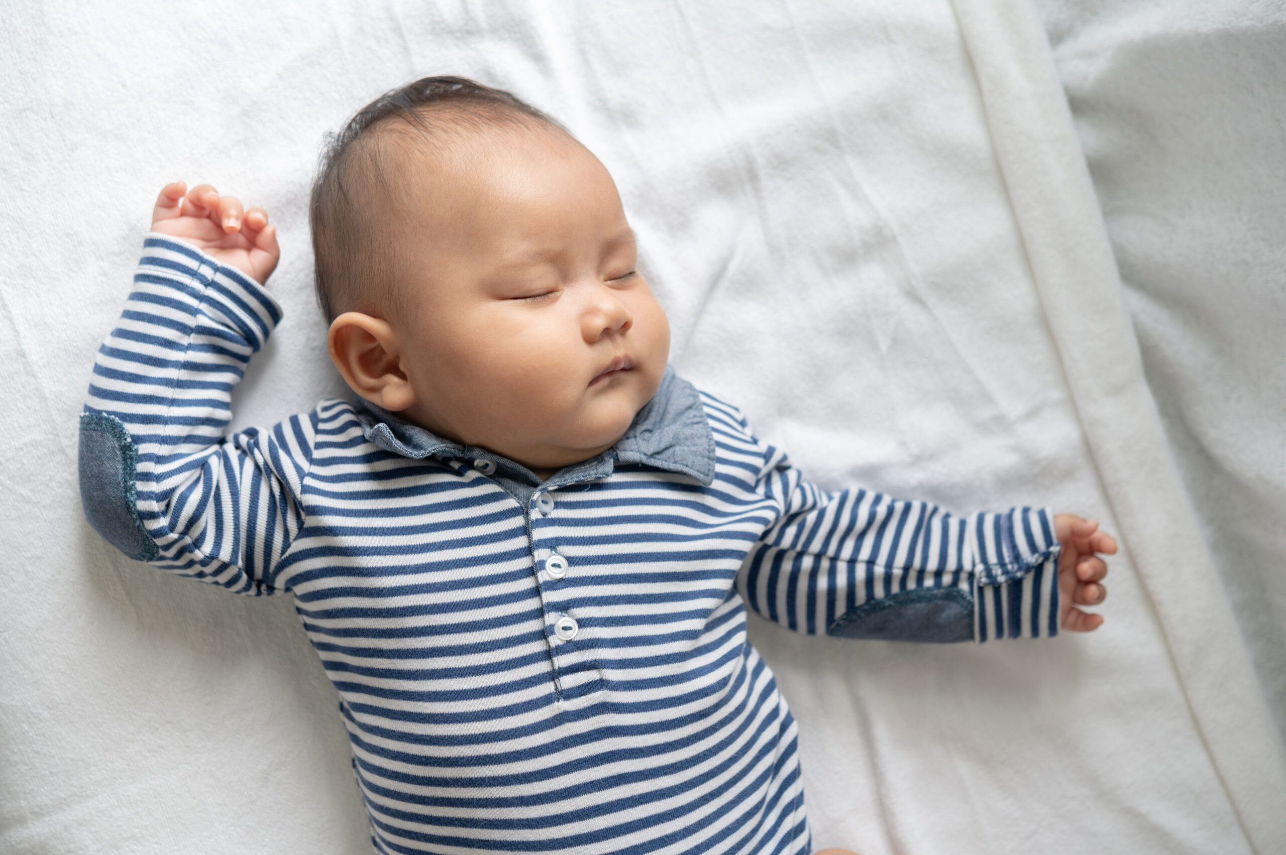 Newborn fussy early store morning